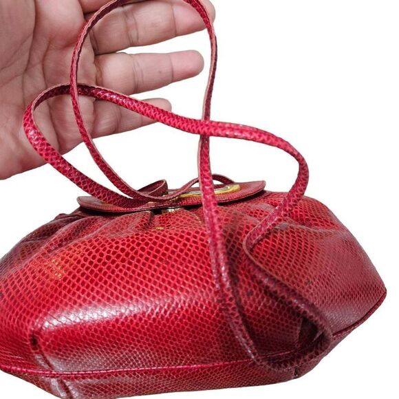 Finesse La Model red small  clutch/crossbody bag - Picture 3 of 12
